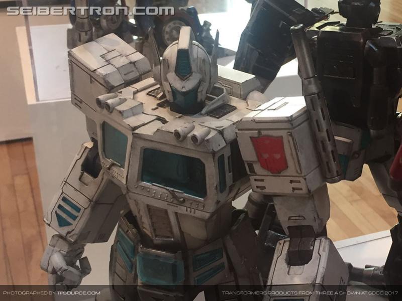 SDCC 2017: Three A Transformers products (photos by TFsource) - Transformers Event: IMG 4045a