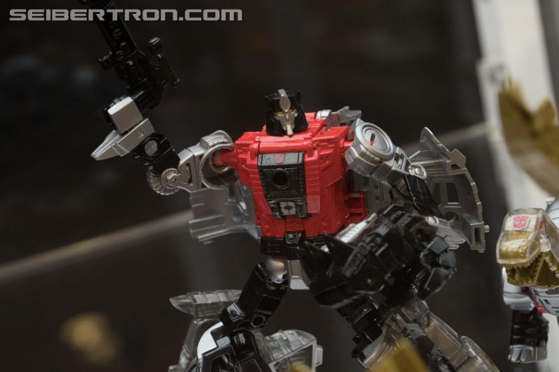 Transformers News: Gallery for Transformers Power of the Primes Figures on Showfloor at #HASCON Transformers News: Gallery for Transformers Power of the Primes Figures on Showfloor at #HASCON