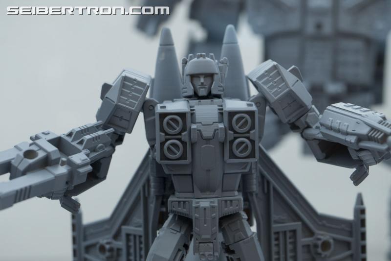 HASCON 2017: Gray Model Prototypes and Unreleased Figures - Transformers Event: DSC02241