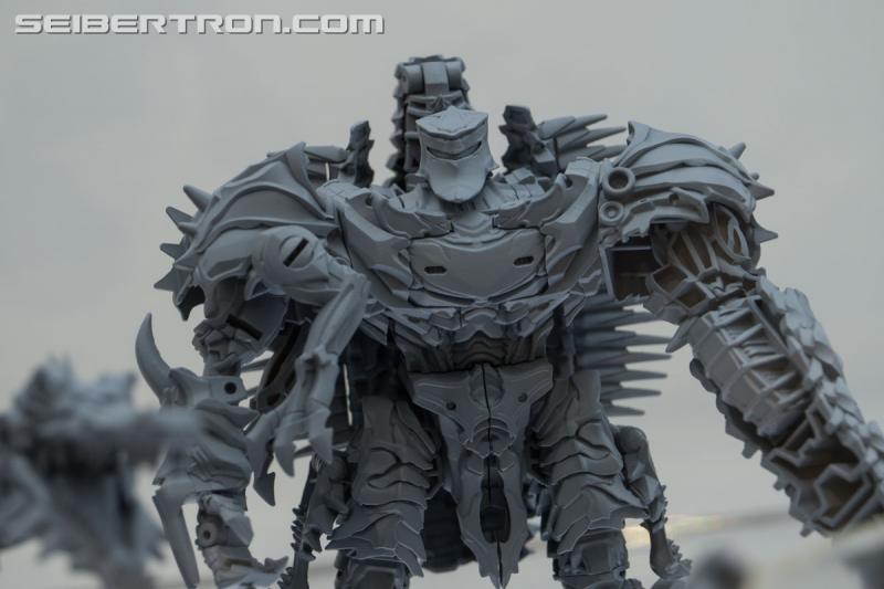 HASCON 2017: Gray Model Prototypes and Unreleased Figures - Transformers Event: DSC02257