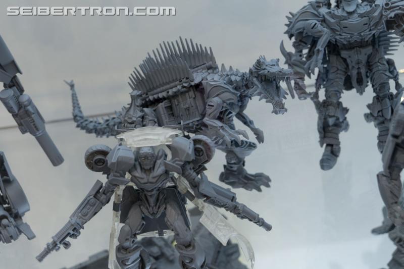 HASCON 2017: Gray Model Prototypes and Unreleased Figures - Transformers Event: DSC02259