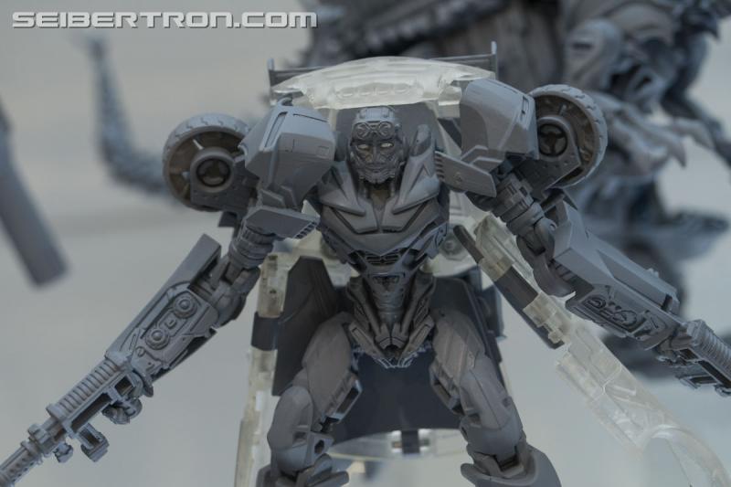 HASCON 2017: Gray Model Prototypes and Unreleased Figures - Transformers Event: DSC02261