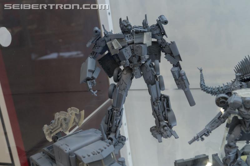 HASCON 2017: Gray Model Prototypes and Unreleased Figures - Transformers Event: DSC02265
