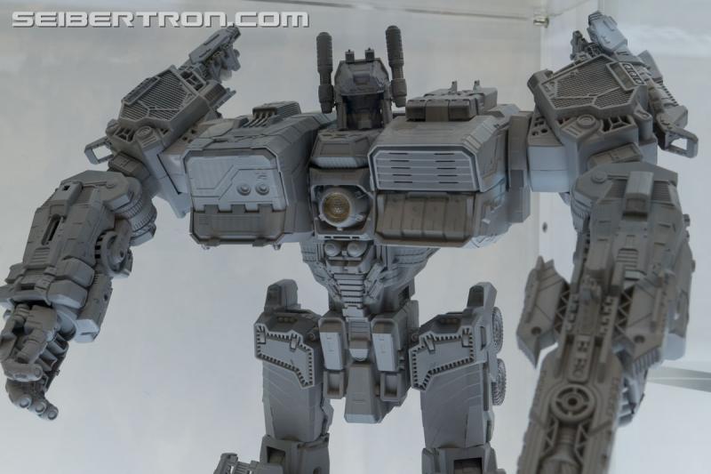 HASCON 2017: Gray Model Prototypes and Unreleased Figures - Transformers Event: DSC02271