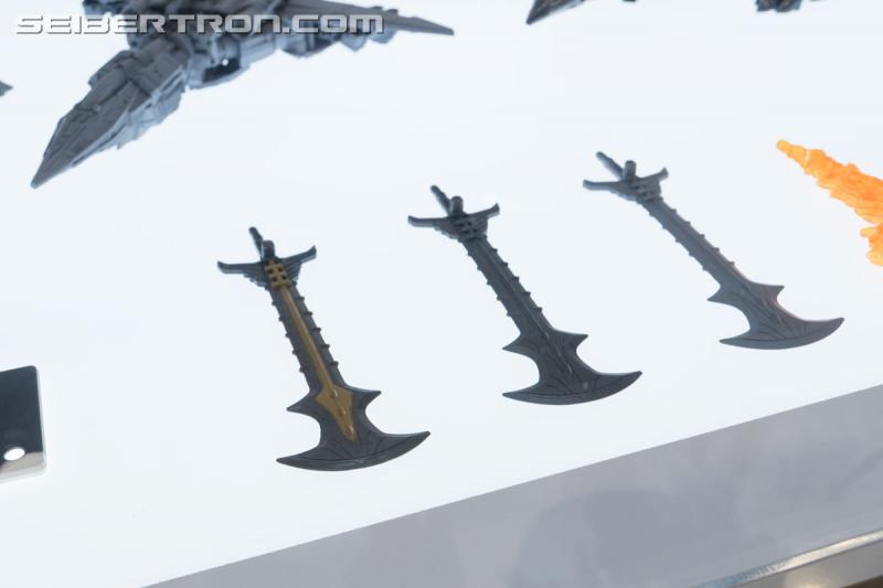HASCON 2017: Gray Model Prototypes and Unreleased Figures - Transformers Event: DSC02279