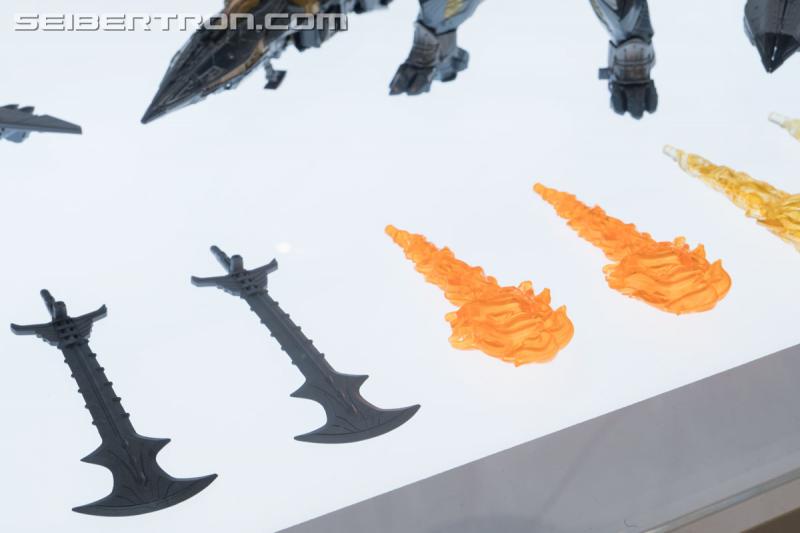 HASCON 2017: Gray Model Prototypes and Unreleased Figures - Transformers Event: DSC02281