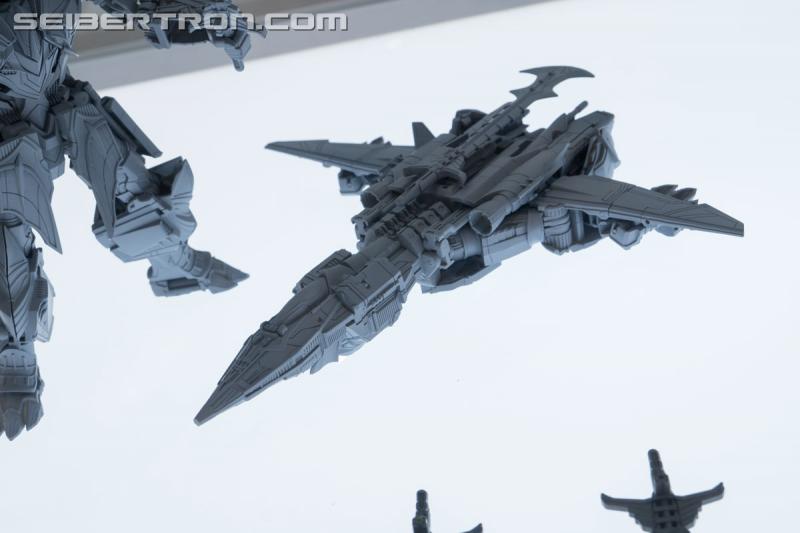 HASCON 2017: Gray Model Prototypes and Unreleased Figures - Transformers Event: DSC02290