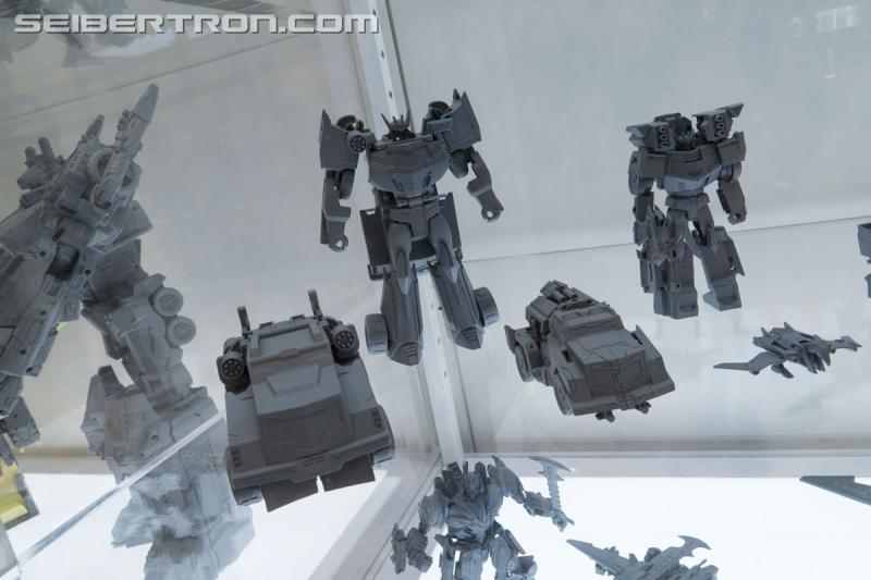 HASCON 2017: Gray Model Prototypes and Unreleased Figures - Transformers Event: DSC02293