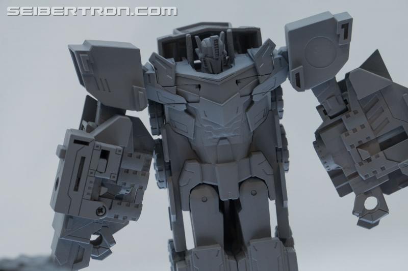 HASCON 2017: Gray Model Prototypes and Unreleased Figures - Transformers Event: DSC02302
