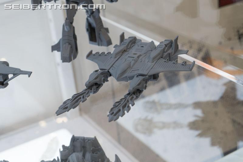 HASCON 2017: Gray Model Prototypes and Unreleased Figures - Transformers Event: DSC02308