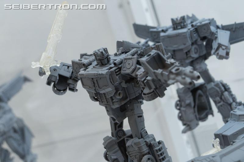 HASCON 2017: Gray Model Prototypes and Unreleased Figures - Transformers Event: DSC02312