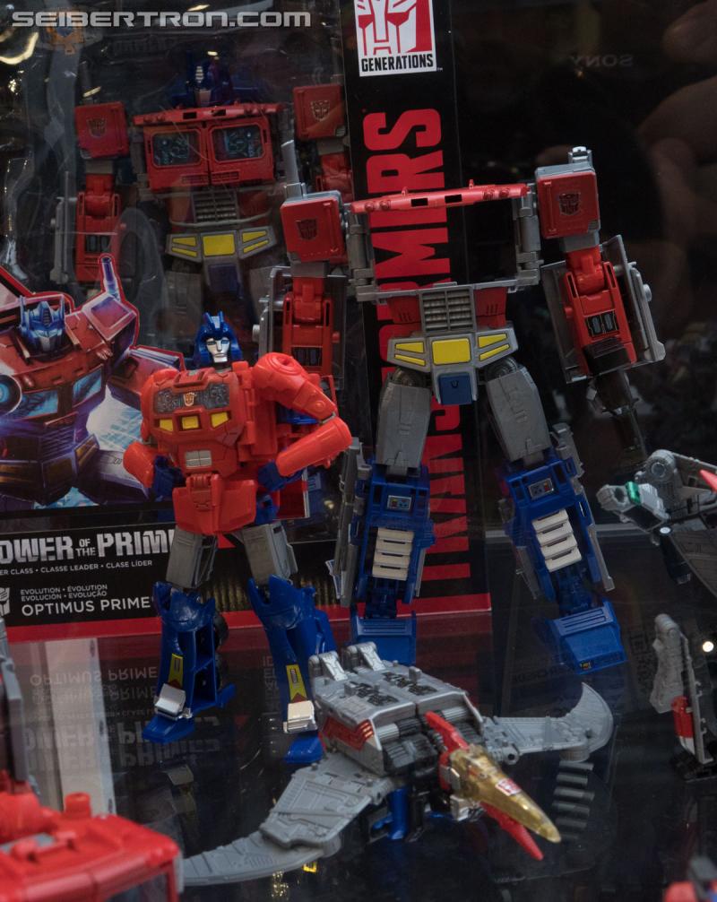 HASCON 2017: Power of the Primes - Part 2 of 2 - Transformers Event: DSC02444a