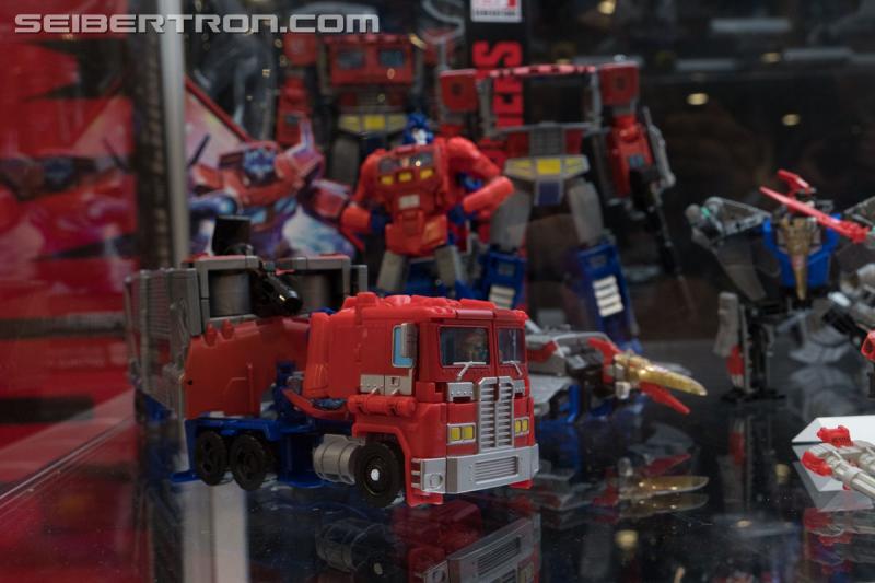 HASCON 2017: Power of the Primes - Part 2 of 2 - Transformers Event: DSC02445