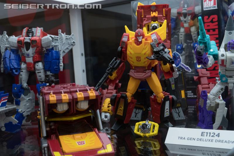 HASCON 2017: Power of the Primes - Part 2 of 2 - Transformers Event: DSC02637
