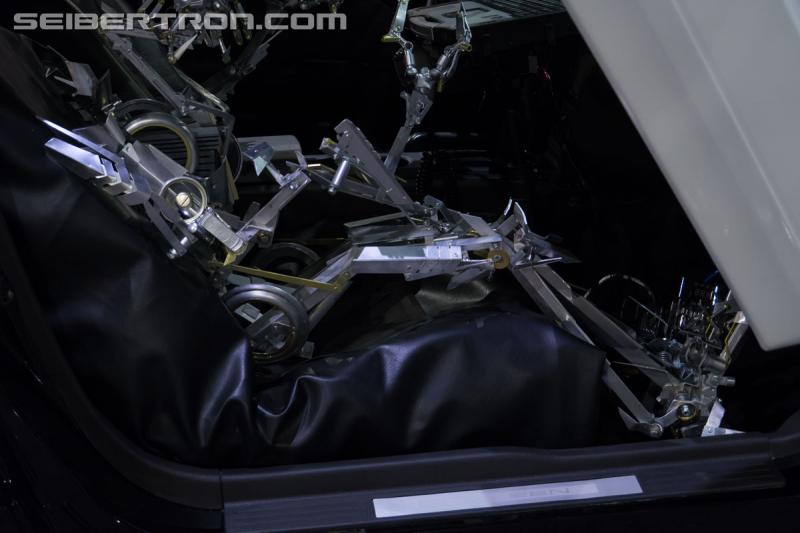 HASCON 2017: Real world Transformers vehicles on display - Transformers Event: DSC02519