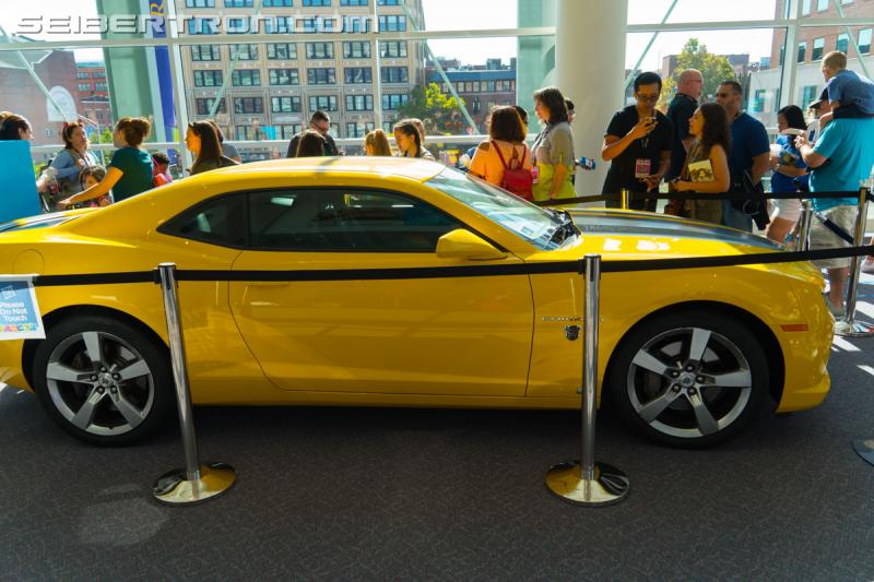 HASCON 2017: Real world Transformers vehicles on display - Transformers Event: DSC02590