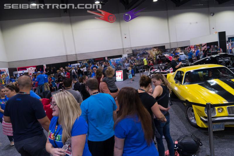 HASCON 2017 - Real world Transformers vehicles on display