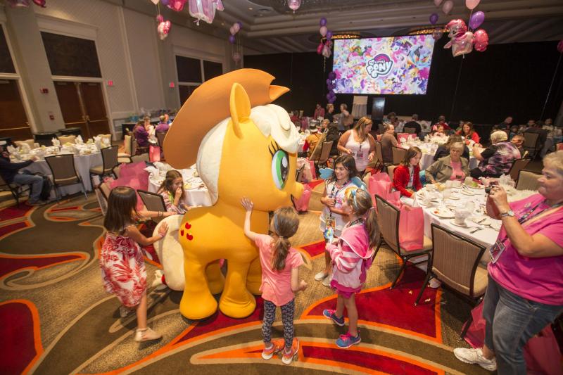 HASCON 2017: Official HASCON Images from Hasbro - Transformers Event: HASCON Eisen NEWSROOM13 090817.JPG