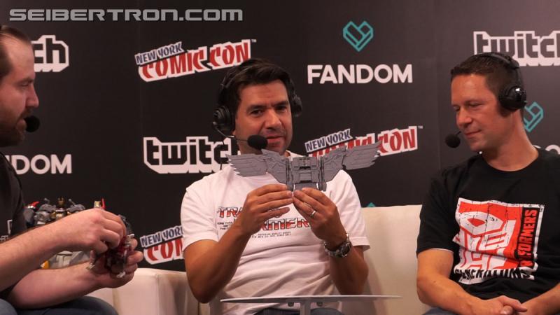 NYCC 2017: Titan Class Predaking's Wing Revealed - Transformers Event: Titan Class Predaking Wing 17