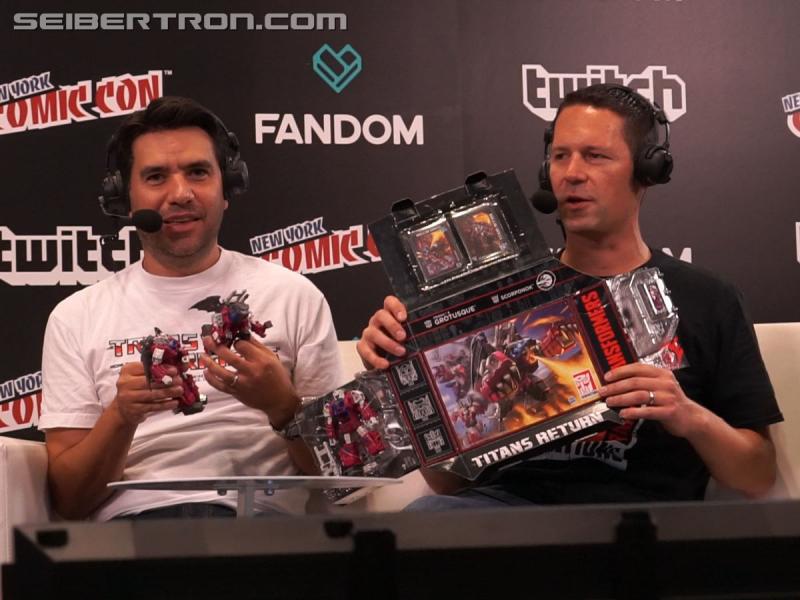 NYCC 2017: Titans Return Deluxe Grotusque with Scorponok Titan Master - Transformers Event: Titans Return Grotusque 024