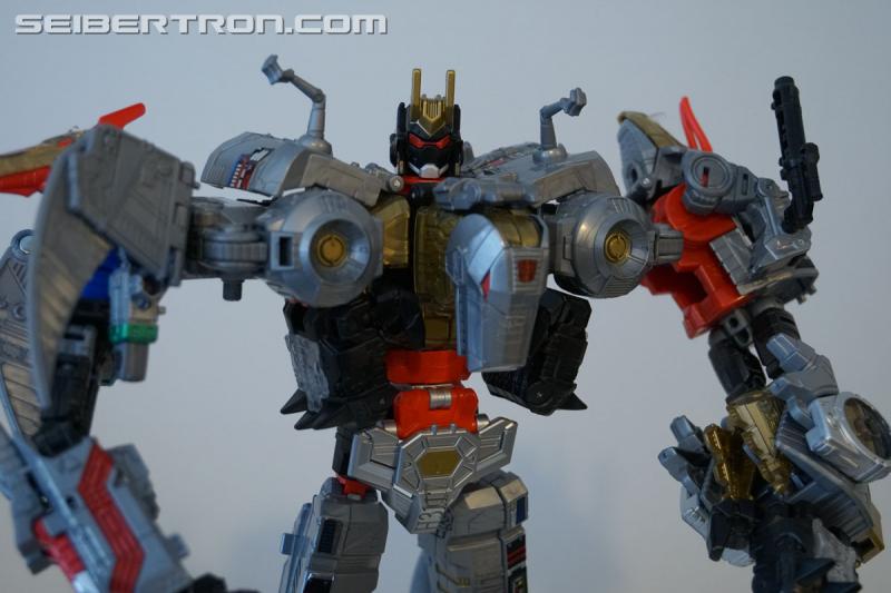 NYCC 2017 - NYCC Reveals: Power of the Primes Volcanicus