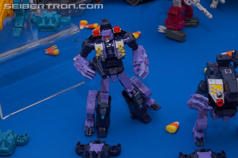 NYCC 2017: NYCC Reveals: Power of the Primes Terrorcons - Transformers Event: Terrorcons 007