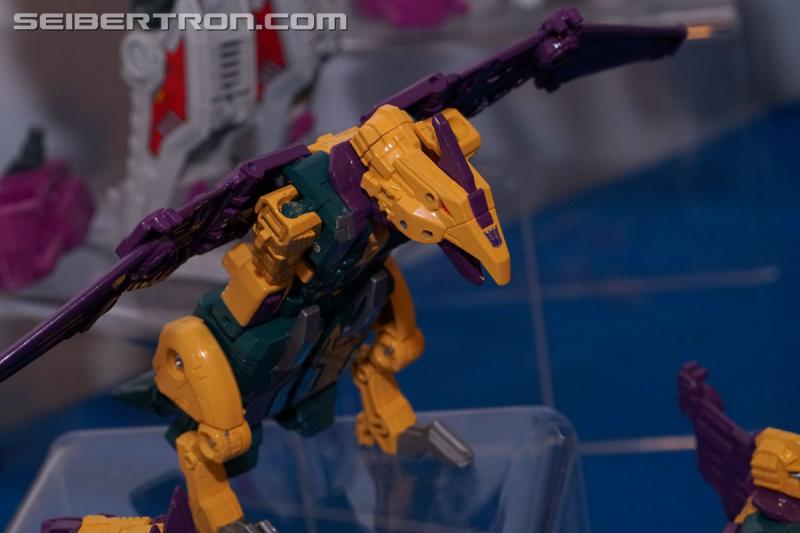 NYCC 2017: NYCC Reveals: Power of the Primes Terrorcons - Transformers Event: Terrorcons 036