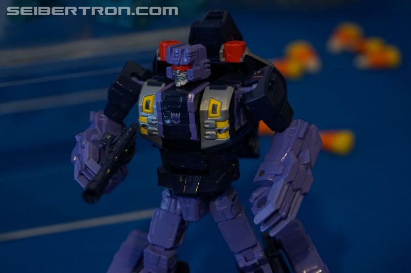 NYCC 2017: NYCC Reveals: Power of the Primes Terrorcons - Transformers Event: Terrorcons 062