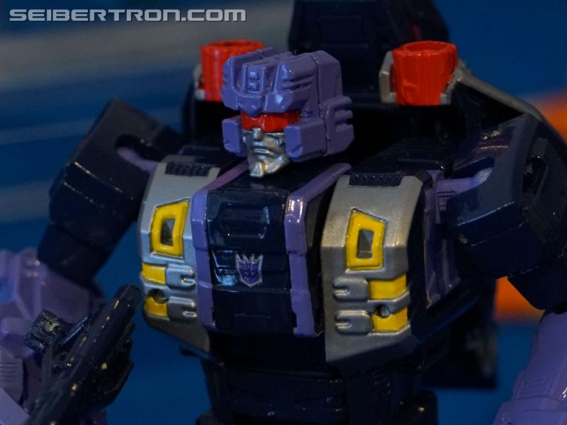NYCC 2017: NYCC Reveals: Power of the Primes Terrorcons - Transformers Event: Terrorcons 063