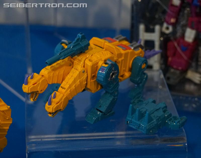 NYCC 2017: NYCC Reveals: Power of the Primes Terrorcons - Transformers Event: Terrorcons 068