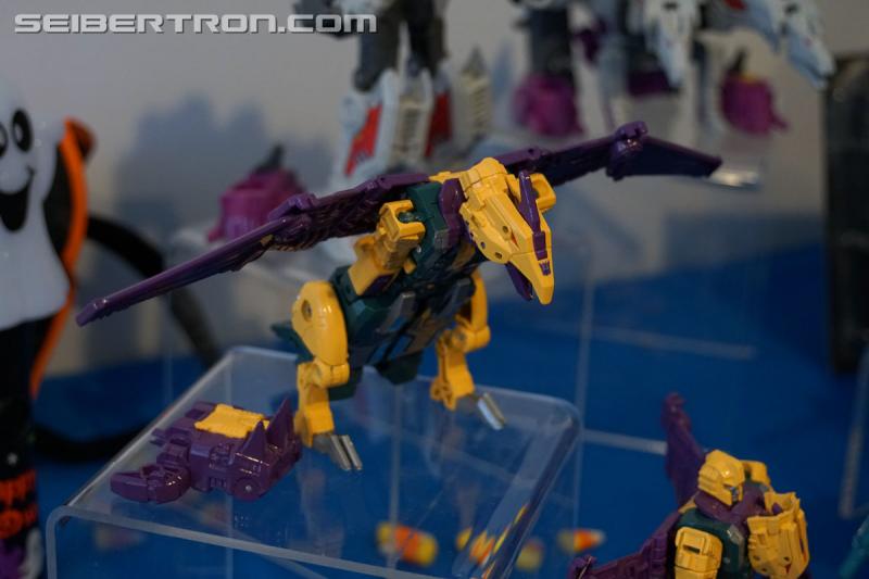 NYCC 2017: NYCC Reveals: Power of the Primes Terrorcons - Transformers Event: Terrorcons 093