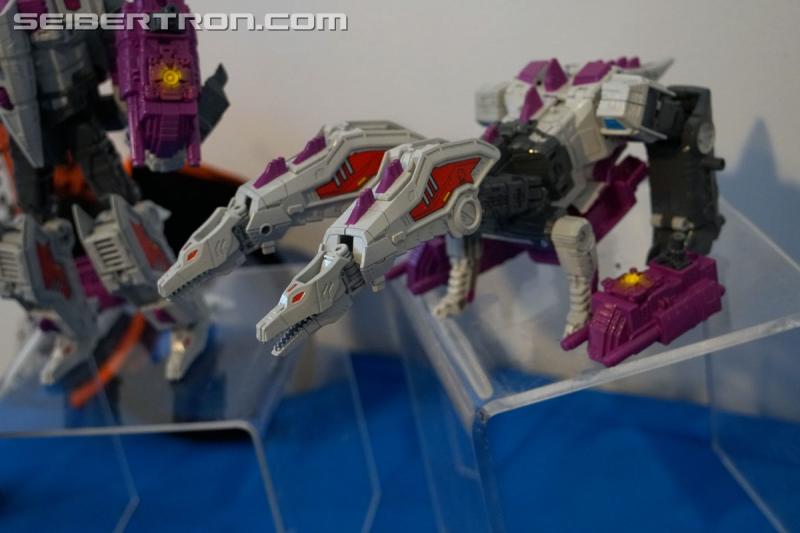 NYCC 2017: NYCC Reveals: Power of the Primes Terrorcons - Transformers Event: Terrorcons 103