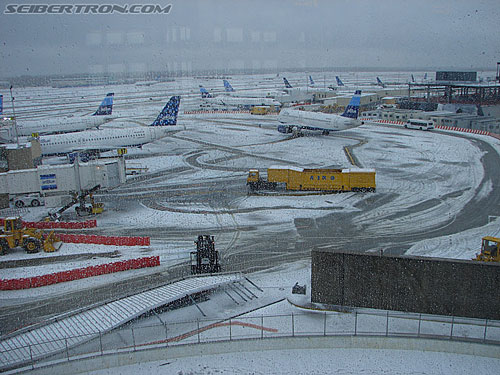Toy Fair 2007 - New York: JetBlue - Transformers Event: