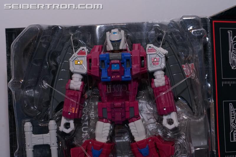 NYCC 2017: NYCC Reveals Grotusque with Scorponok - Transformers Event: Grotusque+scorponok 004