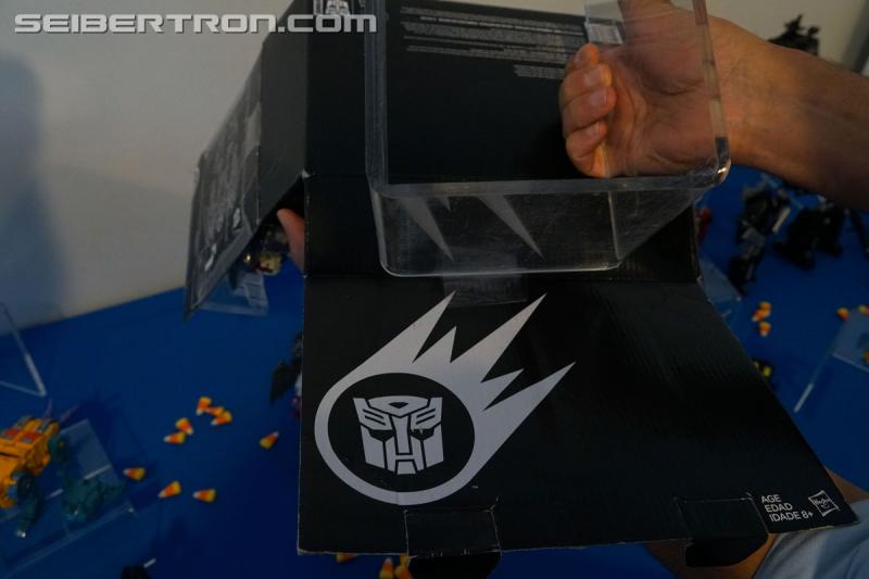 NYCC 2017: NYCC Reveals Grotusque with Scorponok - Transformers Event: Grotusque+scorponok 015