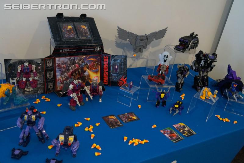NYCC 2017: NYCC Reveals: Power of the Primes Legends Class - Transformers Event: Legends Class 000