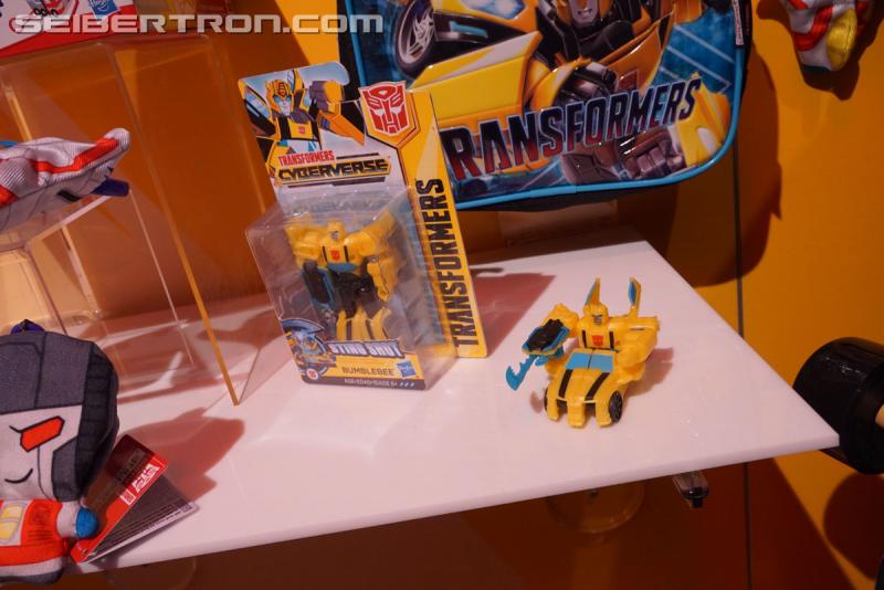Toy Fair 2018: Transformers Cyberverse - Transformers Event: Cyberverse 001