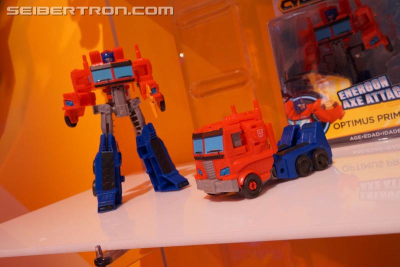 Toy Fair 2018: Transformers Cyberverse - Transformers Event: Cyberverse 058