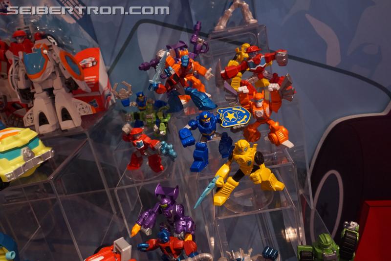Toy Fair 2018: Transformers Rescue Bots - Transformers Event: Rescue Bots 1012