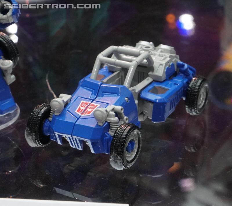 Toy Fair 2018 - Transformers Power of the Primes