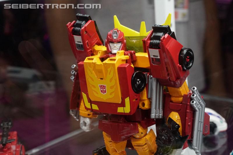 Toy Fair 2018: Transformers Power of the Primes - Transformers Event: Power Of The Primes 055