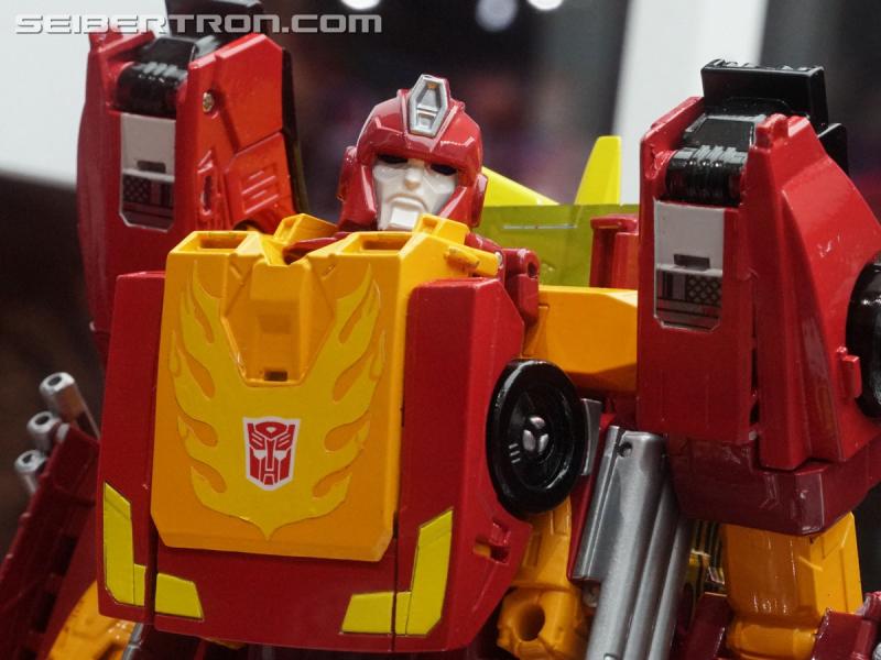 Toy Fair 2018: Transformers Power of the Primes - Transformers Event: Power Of The Primes 059