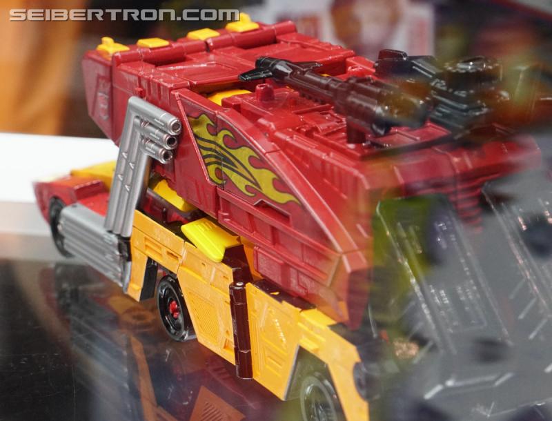 Toy Fair 2018: Transformers Power of the Primes - Transformers Event: Power Of The Primes 069