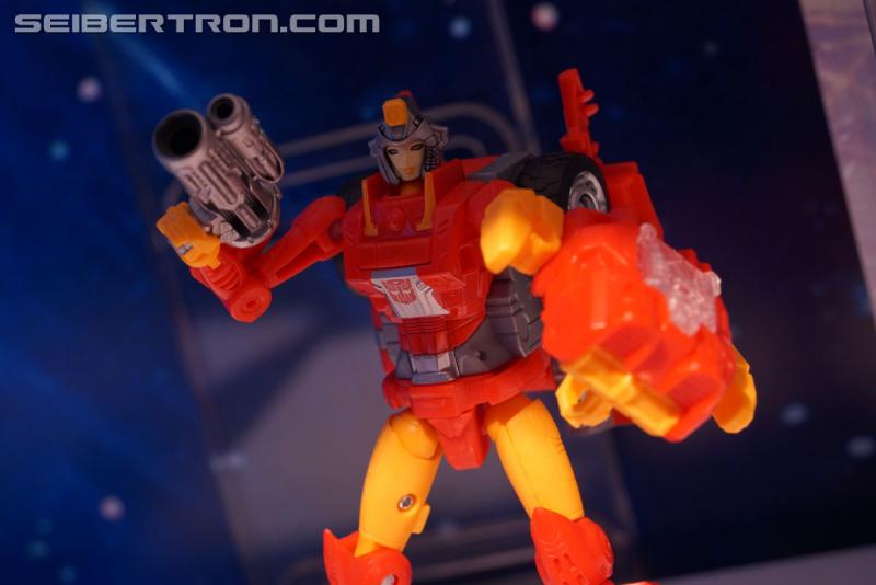 Toy Fair 2018: Transformers Power of the Primes - Transformers Event: Power Of The Primes 286