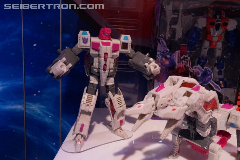 Toy Fair 2018: Transformers Power of the Primes - Transformers Event: Power Of The Primes 292