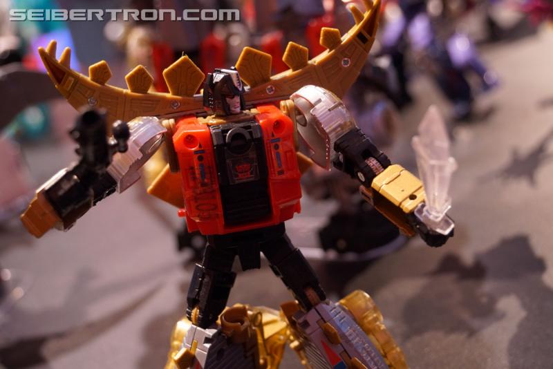 Toy Fair 2018: Transformers Power of the Primes - Transformers Event: Power Of The Primes 311