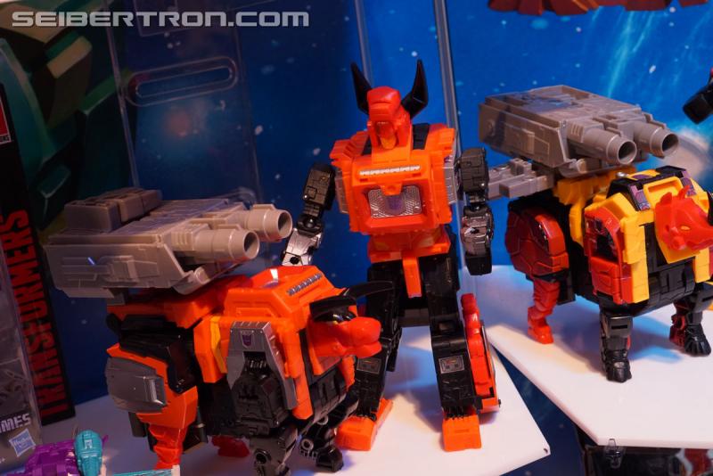 Toy Fair 2018: Transformers Power of the Primes PREDAKING - Transformers Event: Predaking 441