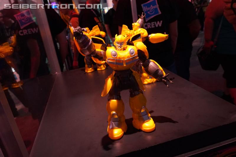 SDCC 2018: Bumblebee Movie related products - Transformers Event: DSC05887