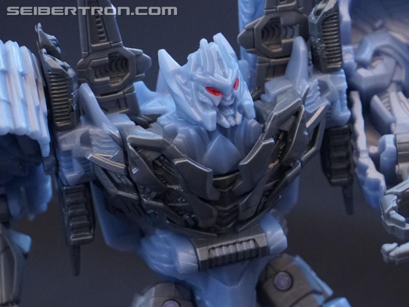 SDCC 2018: Bumblebee Movie related products - Transformers Event: DSC06049b