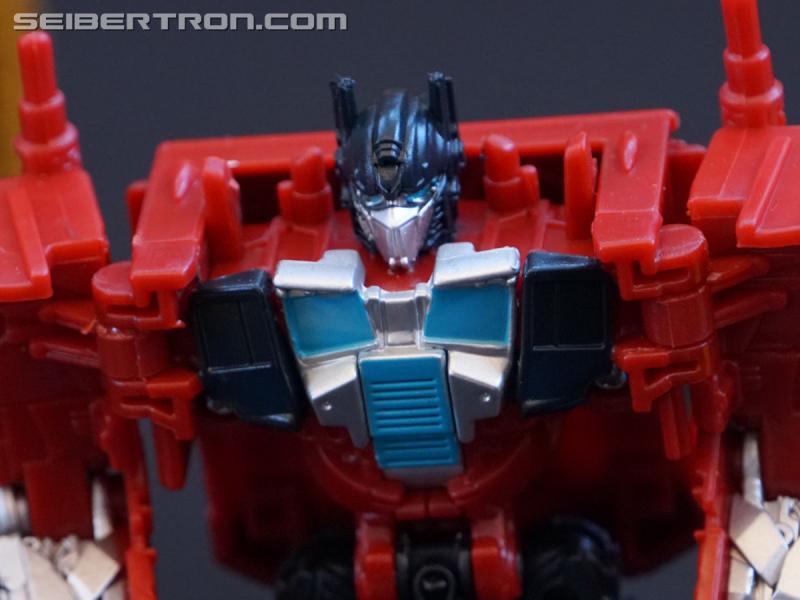 SDCC 2018: Bumblebee Movie related products - Transformers Event: DSC06061a
